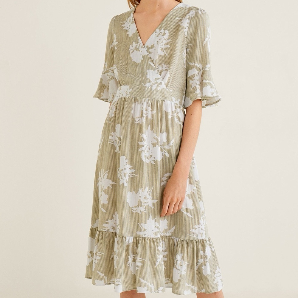 Floral Ruffle Sleeve Wrap Dress - Tan and White
